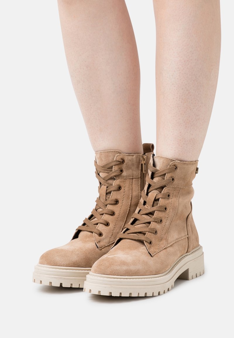 Geox Stivaletti stringati - brown