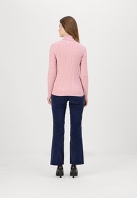 GANT TURTLENECK - Džemper - dusty pink
