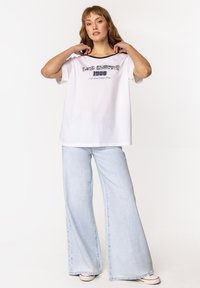 Lee Cooper - T-shirt z nadrukiem