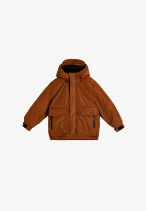 Bruine geïsoleerde jas met een capuchon, grote voorzakken en ritszakken aan de zijkant. Voorzien van elastische manchetten en een gestructureerde stofafwerking.