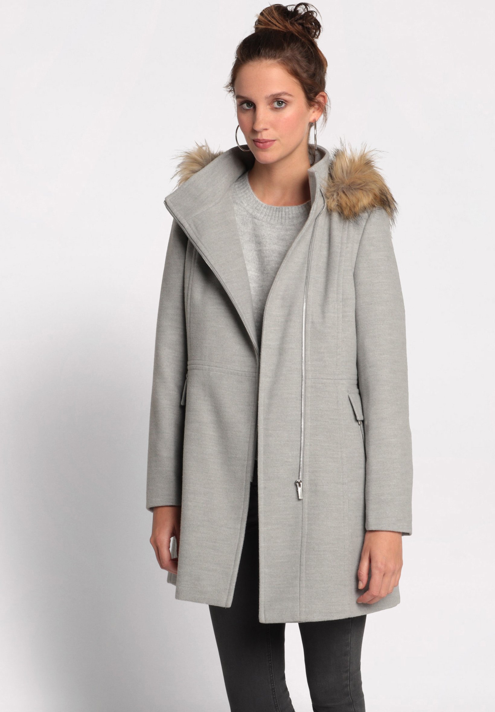 Cache Cache Manteau court gris clair ZALANDO.FR Cache Cache Manteau court beige ZALANDO.FR