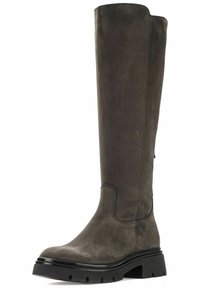 Botte gris en daim montant jusqu'au genou avec une finition texturée, un bout arrondi et une semelle épaisse en caoutchouc noir, présentant une couture minimale et une silhouette simple.