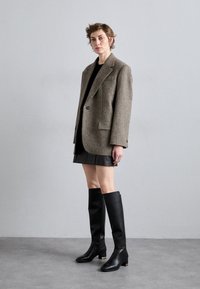 MICHAEL Michael Kors JUNE FLEX BOOT - Cuissardes - black