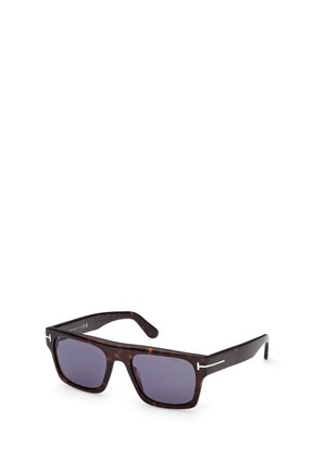 Rechteckige Sonnenbrille mit Schildpattmuster, dunkel getönten Gläsern und silbernen "T"-Logo-Akzenten an den Bügeln.