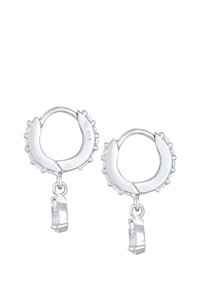 Orecchini a cerchio in argento con finitura liscia, decorati con piccoli cristalli trasparenti, che presentano una pietra rettangolare pendente.