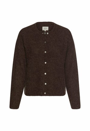 Cardigan en tricot marron foncé, manches longues, boutonné, avec un col rond et une texture côtelée.