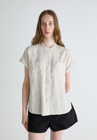 Thumbnail Image 4