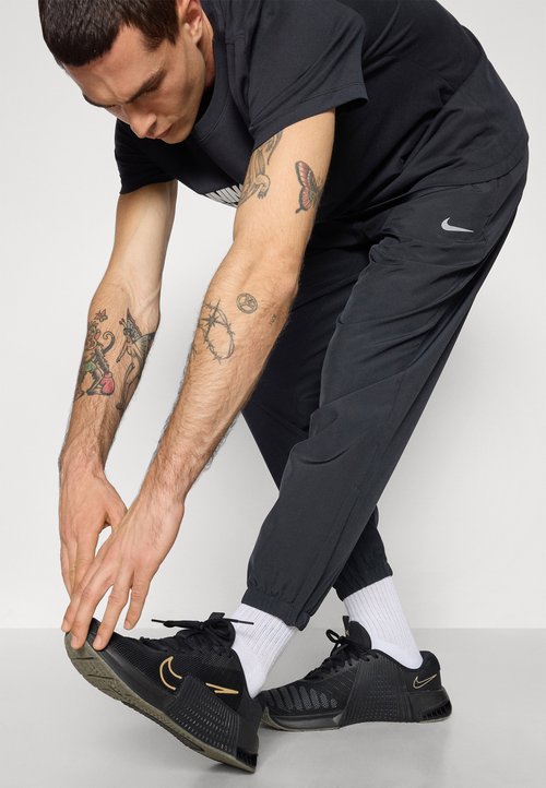 Nike Sporthose 'Form Swoosh' — photo 4