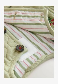 No seleccionado, green