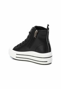 XTI Zapatillas altas - black