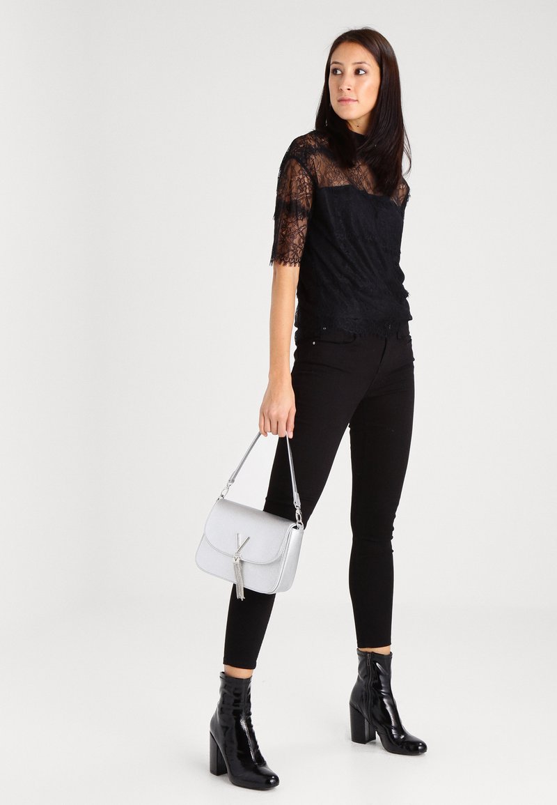 valentino divina argento