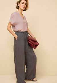 Next SHORT SLEEVE OVERHEAD STANDARD - Blůza - mauve purple