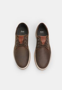 Bata Pantofi casual cu șiret - nero
