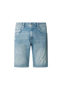 Pantalones cortos de mezclilla azul claro con un corte relajado, que presentan detalles desgastados, cinco bolsillos y un cierre de botón en la cintura.