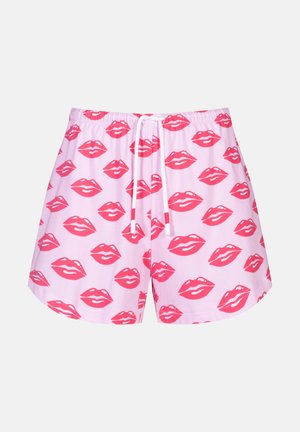 Roze shorts met een herhalend patroon van rode lippen, voorzien van een elastische taille en trekkoord. Gemaakt van zachte, lichte stof.