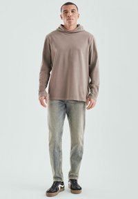 QS - Bluza z kapturem