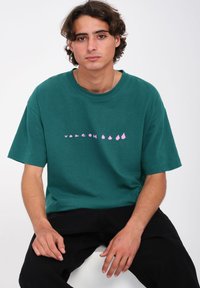 Volcom ARTHUR DINO - T-Shirt print - evergreen