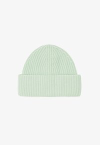 Unselected, fog green