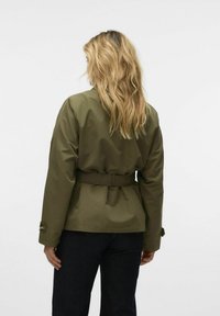 Vero Moda VMZOA - Skraistė  - khaki