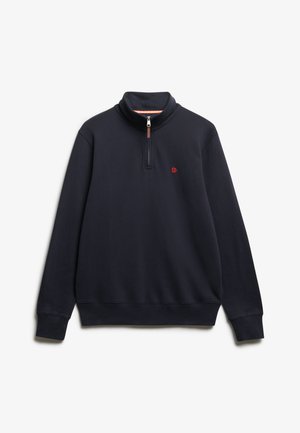 Felpa blu navy con colletto alto, chiusura a mezza zip e un piccolo logo rosso sul petto. Tessuto morbido in misto cotone, polsini a costine.