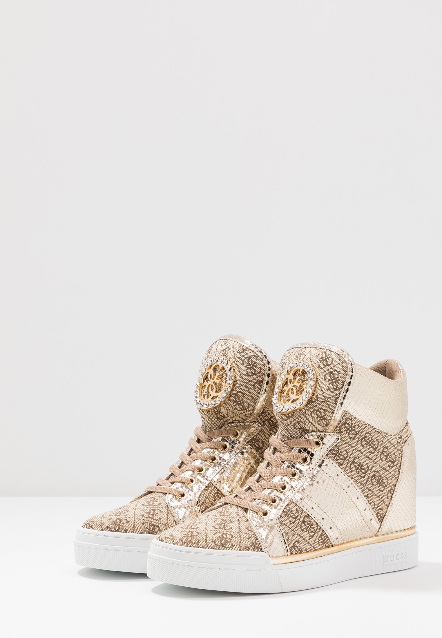 guess freeta sneakers