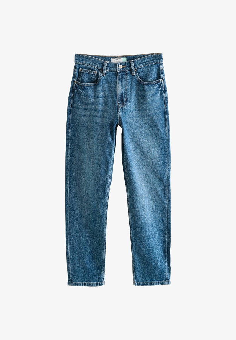 Sinised denim emme püksid kõrge vöökoht, esinupp ja viie tasku disain, näidatud lamedalt valgel taustal.