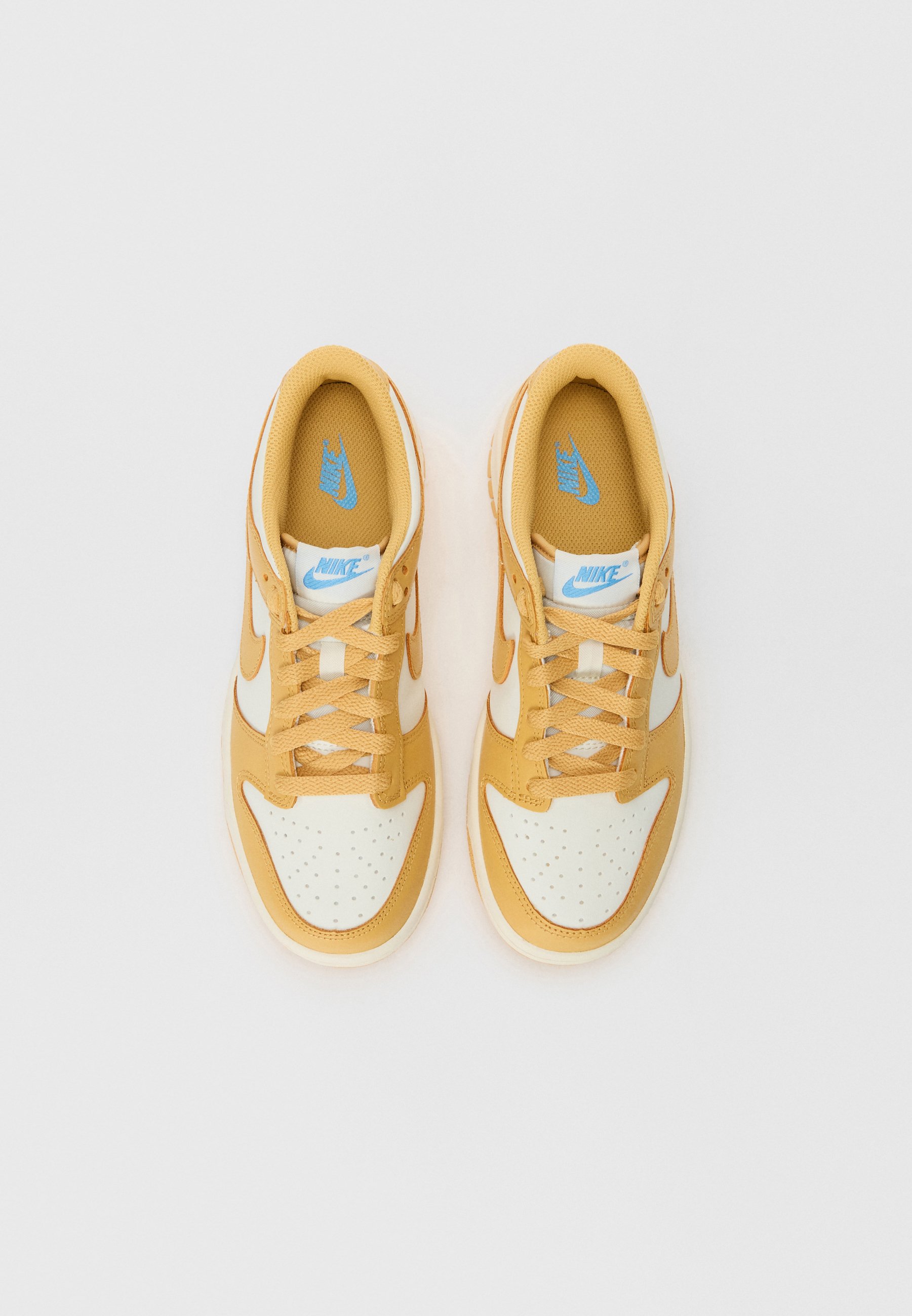 nike honeycomb trainers