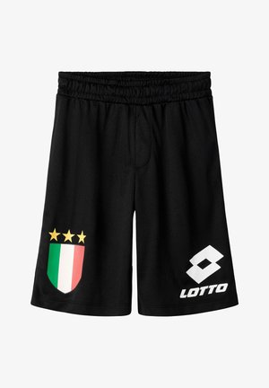 Shorts de sport noirs avec taille élastique, écusson du drapeau italien avec trois étoiles dorées sur la jambe gauche, et logo blanc Lotto sur la jambe droite.