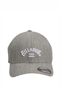 Cappellino da baseball grigio realizzato in tessuto texturizzato, con logo "Billabong" ricamato in bianco e visiera curva. Include un'etichetta circolare con vestibilità flex.