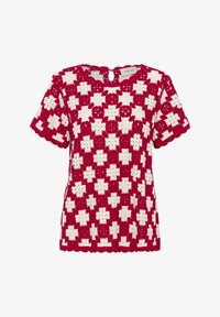 Unausgewählt, red and birch crochet flower