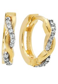 Gouden hoepel oorringen met een gedraaide ontwerp en heldere strass langs één kant, met een glanzend en glad oppervlak.