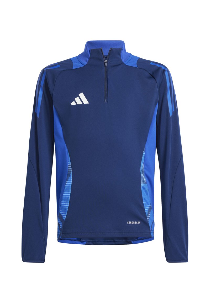 Navyblauwe sportieve lange mouwen, gestructureerd materiaal, half-rits kraag, witte logo-detail op de borst, zijpanelen met blauw geometrisch patroon.