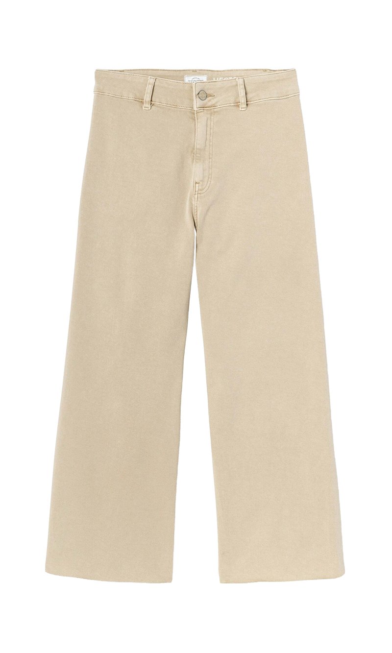 Pantalons larges beige en mélange de coton. Dotés d'une fermeture à bouton, de passants de ceinture et de poches latérales avec une finition lisse et texturée.