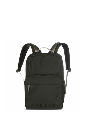 Zaino Bugatti nero con spallacci imbottiti, tasca frontale con zip e maniglia superiore per il trasporto su sfondo bianco.