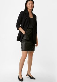 comma ECHTEM - Lederrock - schwarz