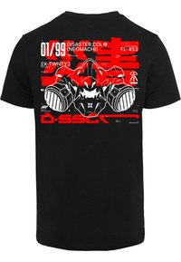 Sort bomuld t-shirt med et grafisk design i livligt rødt og hvidt, der viser abstrakte former, tekst og detaljerede mønstre på ryggen.