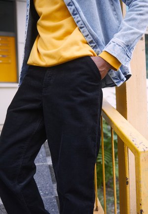 SIMPLE PANT - Trousers - black rinsed