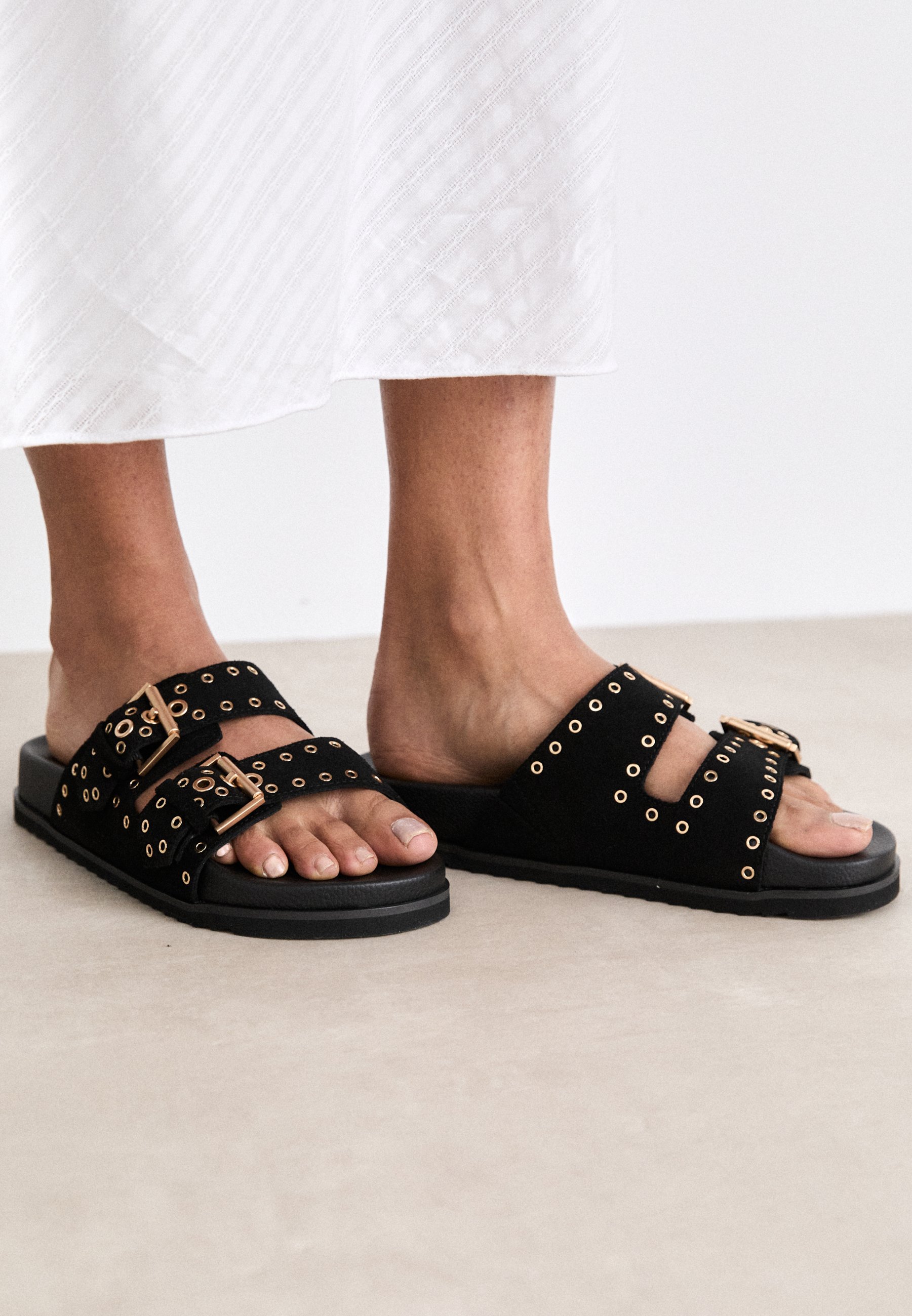 Sandales Cloutées ALLSAINTS - Taille 6, 100% Cuir, Neuves Sans Emballage