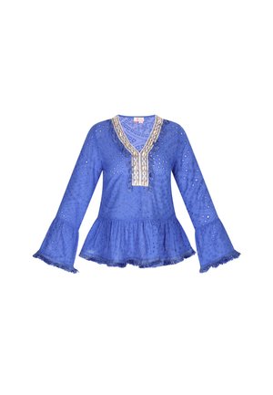 Top peplum albastru, cu mâneci lungi tip clopot, dantelă pe marginea decolteului în V și detalii brodate pe întreaga țesătură.
