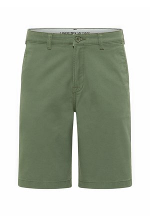 Pantaloni corti color khaki realizzati in tessuto liscio con taglio dritto, dotati di chiusura a bottone, passanti per cintura e tasche frontali.