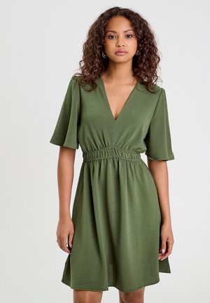 MIT ELASTISCHER TAILLE - Day dress - vert kaki
