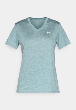 Korte mouwen v-hals t-shirt in teal blauw, gemaakt van lichtgewicht stof met een gemêleerde textuur; heeft een wit logo op de borst.