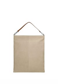 Borsa a tracolla in pelle beige con tracolla in pelle marrone, forma rettangolare, texture liscia, con dettaglio di cucitura verticale sul davanti.