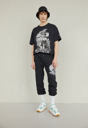 T-shirt con stampa - nero