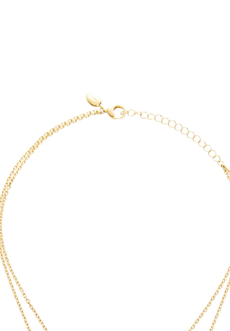 Złocona naszyjnik wielowarstwowy z delikatnymi łańcuszkami. Posiada zapięcie typu lobster oraz regulowaną długość łańcucha, co umożliwia dopasowanie do indywidualnych preferencji.