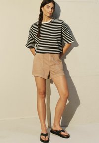 Next SHORT SLEEVE HEAVYWEIGHT - T-shirts print - black white mono stripe