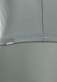 Smilodox MEGGY RACERBACK TOP - Top - grün