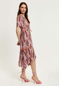 Liquorish PAISLEY PRINT MIDI WRAP - Day dress - multicoloured