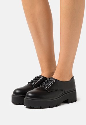 Bullboxer, Derbies - black