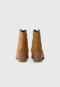 Marco Tozzi Bottines de cowboy / motard - camel